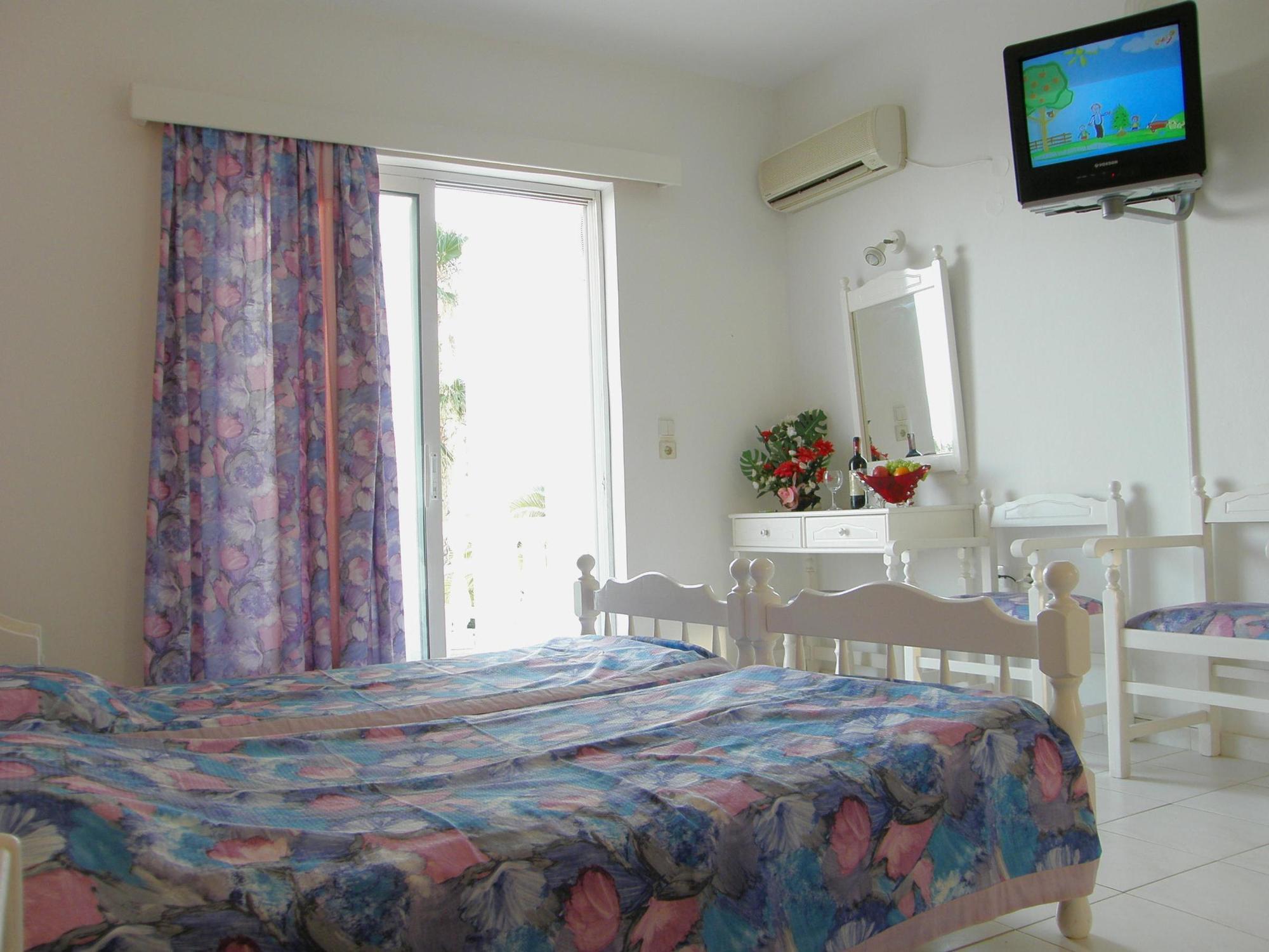 Pefkos Garden Hotel Pefki 外观 照片